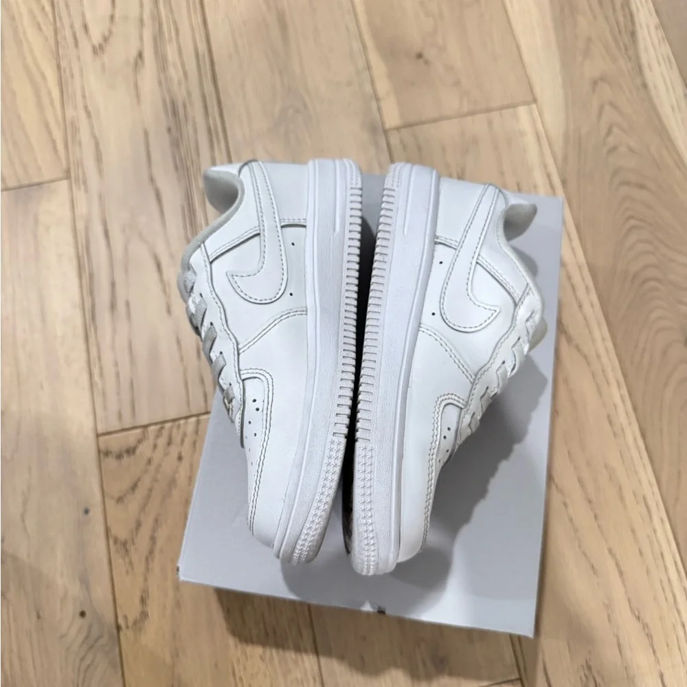 Easy On Air Force 1 Sneakers - Picture 3 of 3